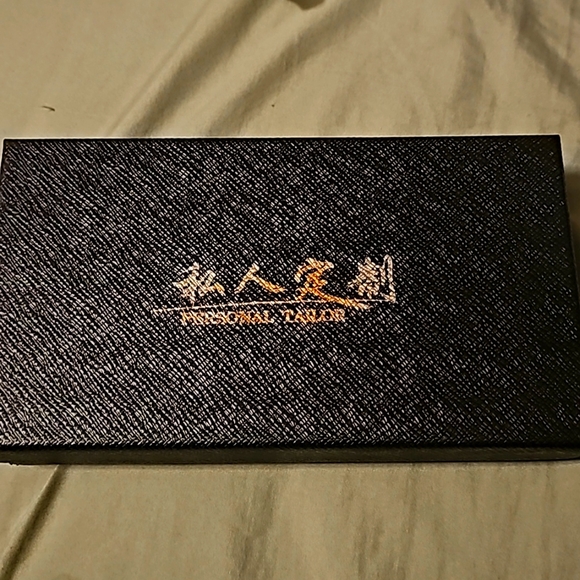 Giorgio armani purse - Picture 2 of 4